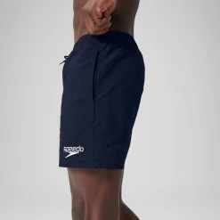 Men's Essentials 16