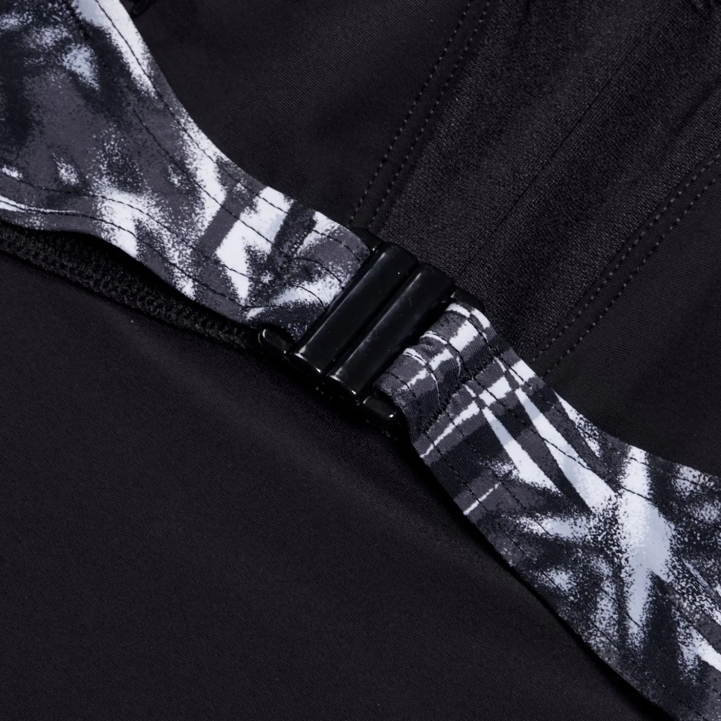Women's Shaping Printed OpusGem DD+ Swimsuit Black/Grey